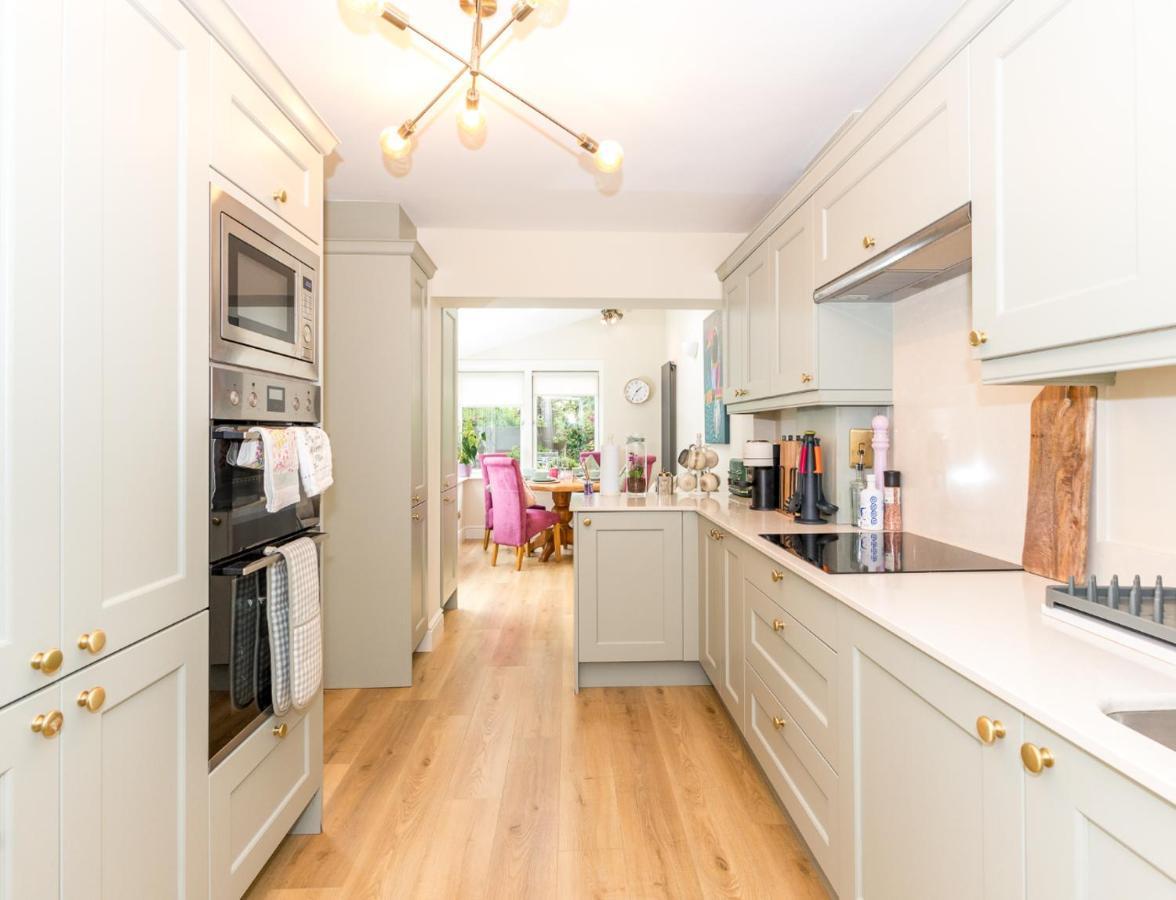 Hébergement de vacances Fashionable Chic Townhouse In D4 *