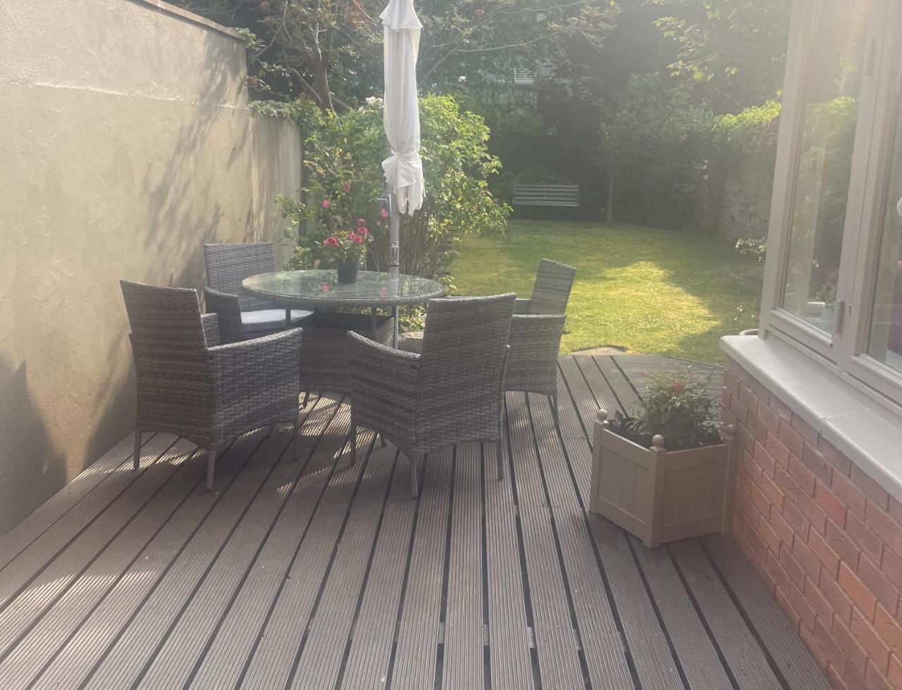 Fashionable Chic Townhouse In D4 * Dublín